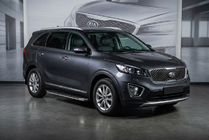 Kia Sorento III UM 2014–2020 Bočné nášľapy BlackLine (2 ks, hliník) fotografia 1