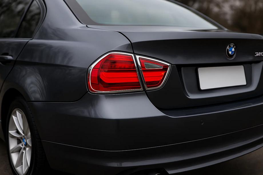 BMW 3 rad E90/E91 2005–2011 Kryty brzdových svetiel (2 ks, plast) Image