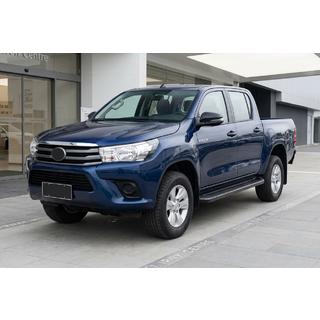 Bočné nášľapy Bosphorus Black (2 ks, hliník) Toyota Hilux 2015– fotografia 1