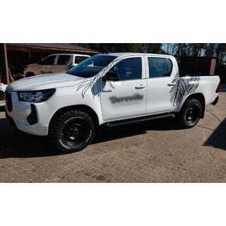 Bočné nášľapy Allmond Black (2 ks, hliník) Toyota Hilux 2015– fotografia 2