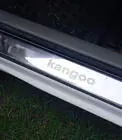 Renault Kangoo 1998–2008 Nerezové kryty prahov Carmos V1 fotografia 2
