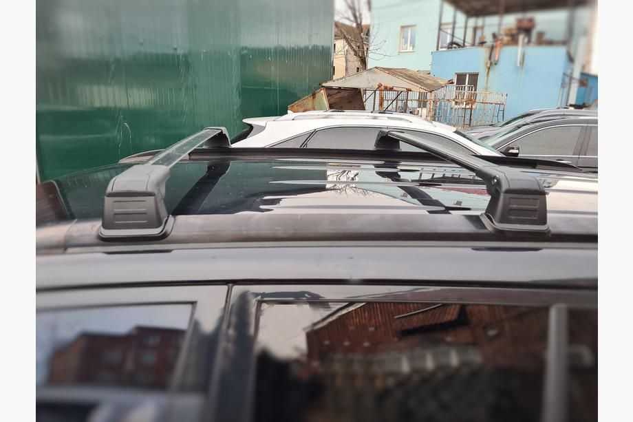 Suzuki Grand Vitara 2005–2017 Montážny adaptér do originálnych úchytov (2 ks) Sivá Image