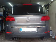 Volkswagen Tiguan 2007–2016 Nerezová lišta hrany kufra fotografia 1