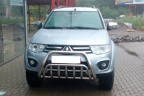 Mitsubishi Pajero Sport 2008–2015 Predný ochranný rám WT002 (nerez) fotografia 1