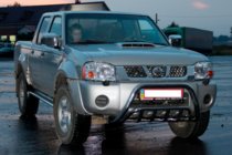 Nissan NP300 1999–2015 Predný ochranný rám WT002 (nerez) fotografia 3