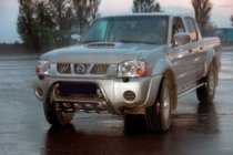 Nissan NP300 1999–2015 Predný ochranný rám WT002 (nerez) fotografia 1