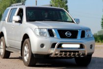 Nissan Navara 2006–2015 Predný ochranný rám WT008 (nerez) fotografia 2