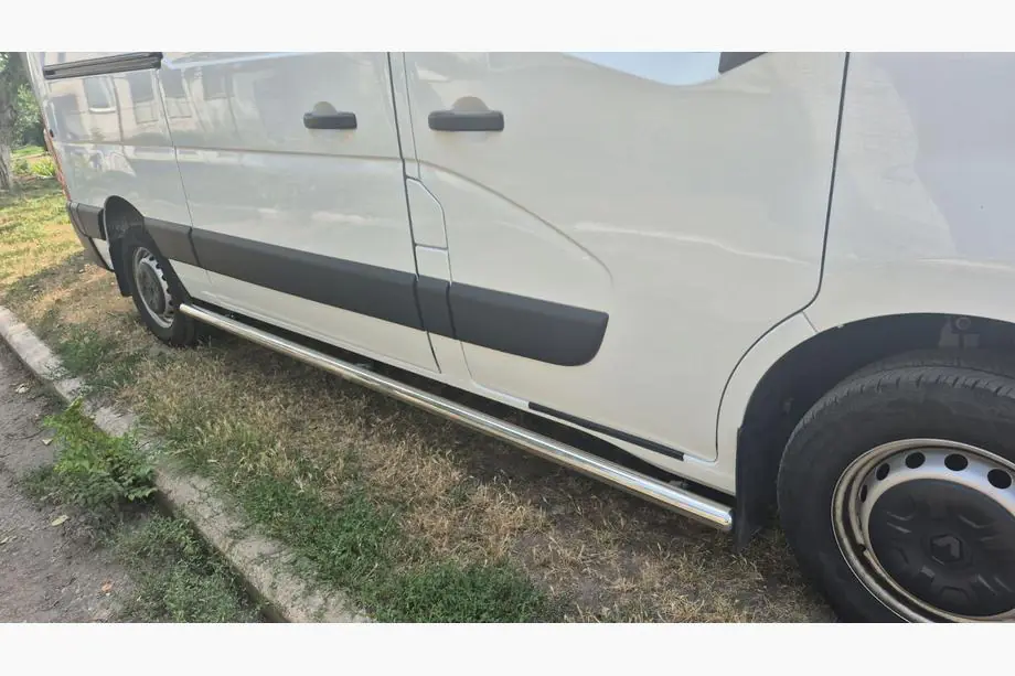 Renault Master 2011–2023 Bočné prahové rúrky BB002 (2 ks, nerez) Fotografia 9