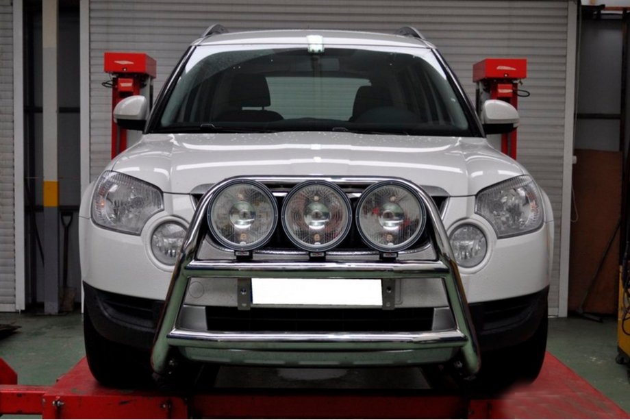 Skoda Yeti 2009–2017 Predný ochranný rám WT018 (nerez) Fotografia 4