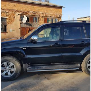 Ochrana bočných prahov BB004 (2 ks, nerez) Toyota Land Cruiser Prado 120 2002–2009 fotografia 4