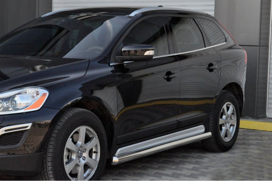 Volvo XC60 2009–2017 Bočné rúrky BB004 (2 ks, nerez) Image
