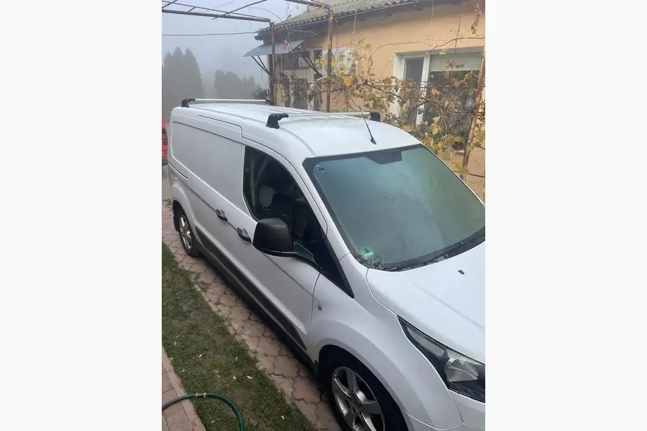 Ford Courier 2014–2023 Strešné priečniky do originálnych úchytov, uzamykateľné (2 ks) Image