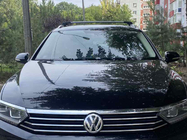 Volkswagen Passat B8 2015–2023 Priečny strešný nosič na integrované lyžiny, uzamykateľný na kľúč (2 ks) fotografia 8