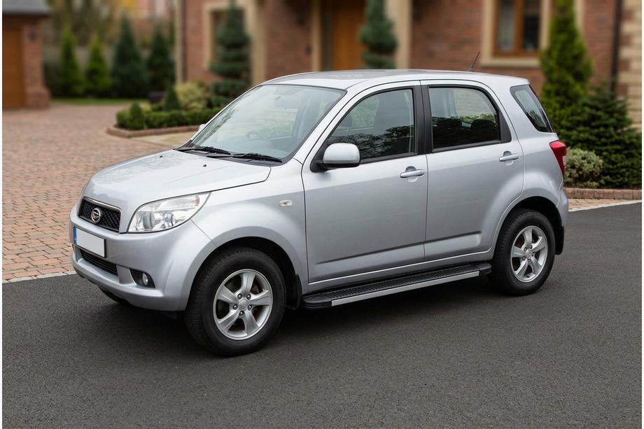 Daihatsu Terios 2006–2017 Bočné prahy Maya V1 (2 ks, hliník) Image