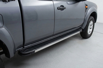 Mazda BT-50 2007–2012 Bočné prahy Maya V1 (2 ks, hliník) fotografia 1