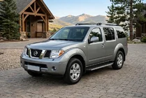 Nissan Pathfinder R51 2005–2014 Bočné prahy Maya V1 (2 ks, hliník) fotografia 1