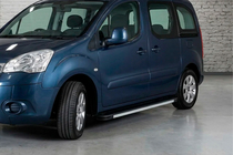 Peugeot Partner Tepee 2008–2018 Bočné prahy Maya V1 (2 ks, hliník) fotografia 1