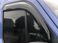 Opel Movano 2010–2021 Okenné deflektory (2 ks, Niken) fotografia 4