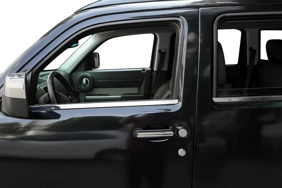 Dodge Nitro 2006–2011 Kryty kľučiek dverí (nerez) Image