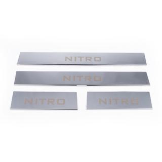 Nerezové kryty prahov Carmos na hornú časť Dodge Nitro 2006–2011 fotografia 4