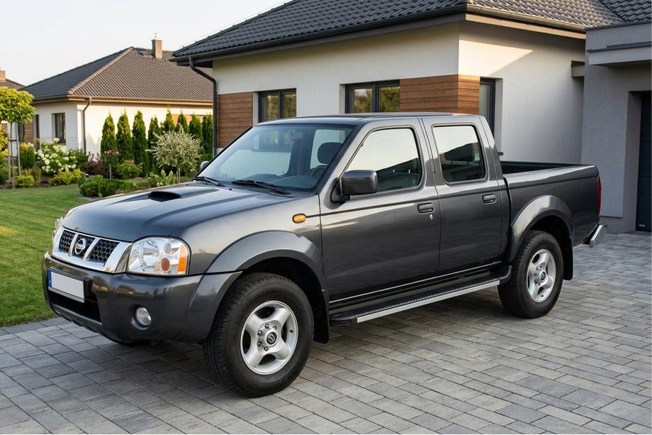 Nissan NP300 1999–2015 Bočné prahy Maya V1 (2 ks, hliník) Image