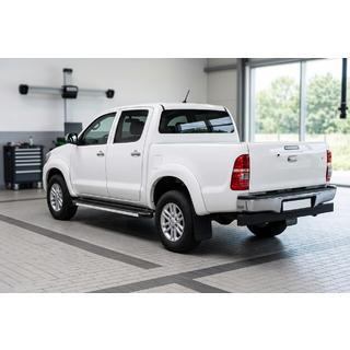 Bočné prahy Maya V1 (2 ks, hliník) Toyota Hilux 2006–2015 fotografia 1