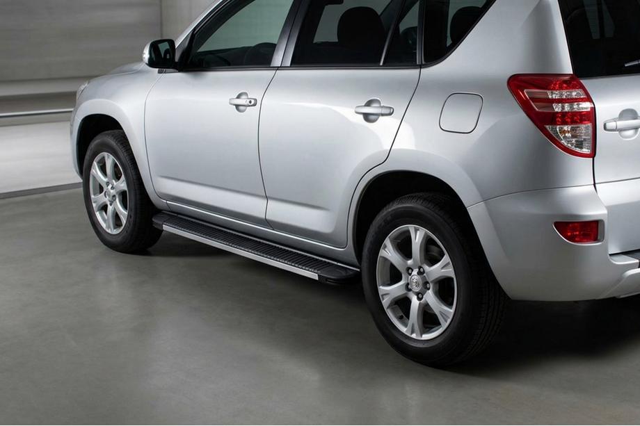 Toyota Rav 4 2006–2013 Bočné prahy Maya V1 (2 ks, hliník) Image