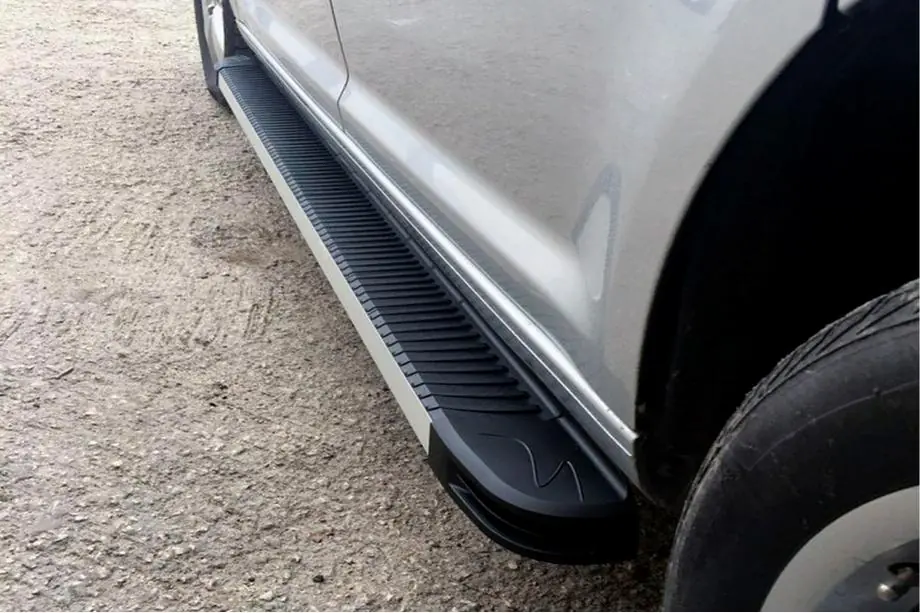 Volkswagen Amarok 2010–2022 Bočné nášľapy Maya V1 (2 ks, hliník) Image