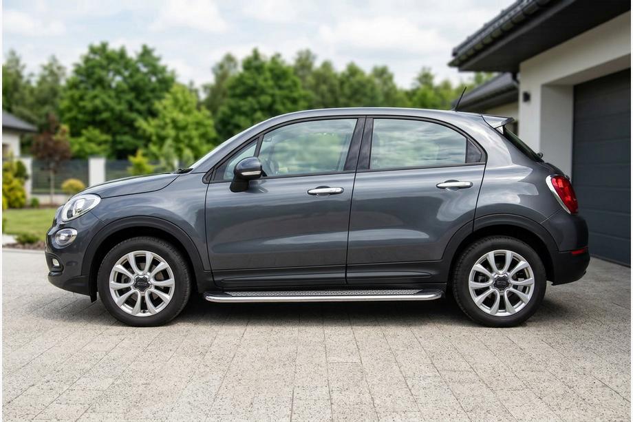 Fiat 500X 2014–2024 Bočné nášľapy Maydos V2 (2 ks, hliník/nehrdzavejúca oceľ) Image