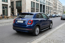 Fiat 500X 2014–2024 Bočné prahy Maya V1 (2 ks, hliník) fotografia 1