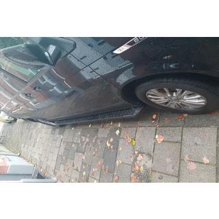 Bočné nášľapy Allmond Black (2 ks, hliník) Volkswagen T6 2015–2024 fotografia 3