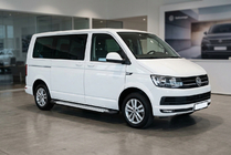Volkswagen T6 2015–2024 Bočné nášľapy Allmond Grey (2 ks, hliník) Dlhý rázvor fotografia 1