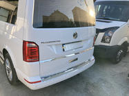 Volkswagen T6 2015–2024 Lišta pod ŠPZ (nerez) Carmos - turecká oceľ fotografia 1