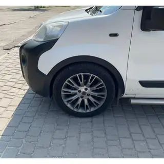 Nástavce lemov blatníkov (4 ks, čierne)
