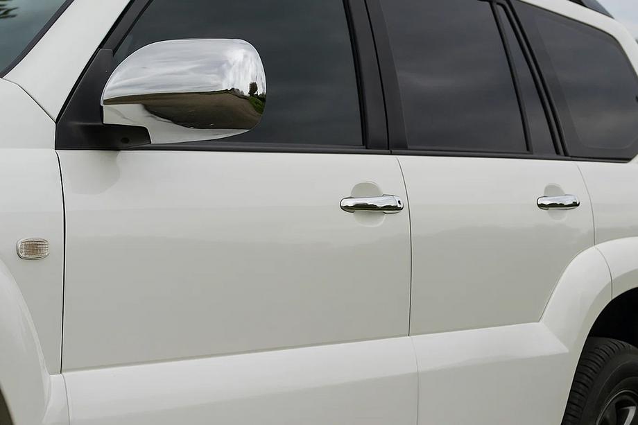 Toyota Land Cruiser Prado 120 2002–2009 Chrómové kryty kľučiek dverí (4 ks, nerez) Carmos, turecká oceľ Image