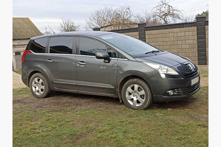 Peugeot 5008 2009–2016 Chrómové kryty kľučiek dverí (4 ks) Carmos - turecká oceľ Fotografia 6