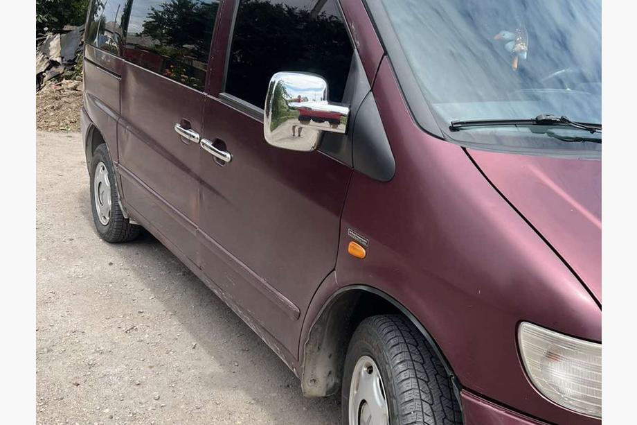 Mercedes Vito W638 1996–2003 Nerezové kryty kľučiek dverí (nehrdzavejúca oceľ) 3 ks. Carmos – turecká oceľ Fotografia 1