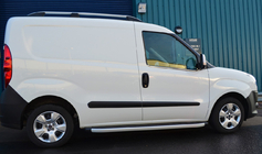 Fiat Doblo II 2010–2022 Nerezové okrasné lišty okien 2 ks, Carmos – turecká oceľ fotografia 5
