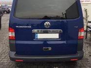 Volkswagen T5 2010–2015 Nerezová lišta nad ŠPZ na piatych dverách Multivan, OmsaLine - talianska nehrdzavejúca oceľ fotografia 2