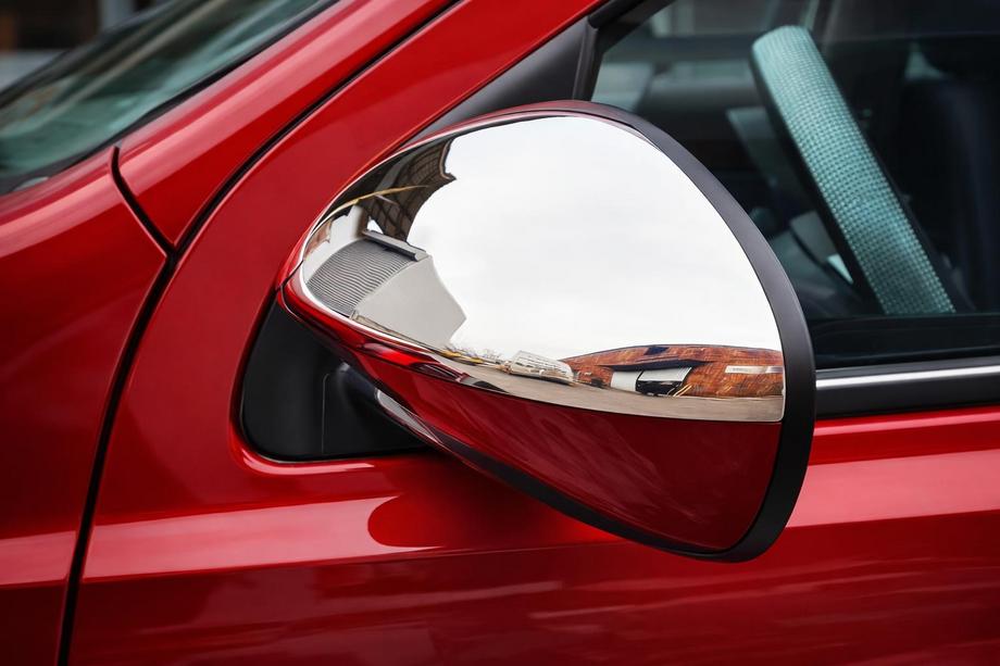 Nissan Qashqai 2010–2014 Nerezové kryty spätných zrkadiel (2 ks) Carmos - turecká oceľ Image