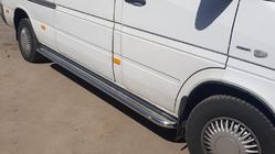 Volkswagen LT 1995–2006 Bočné prahy Premium (2 ks, nerez.) Stredný rázvor, d60 fotografia 4