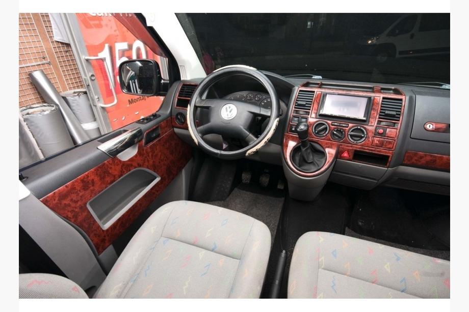 Volkswagen T5 Transporter 2003–2010 Kryty palubnej dosky (Turecko) Titán Fotografia 9
