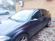 Renault Megane II 2004–2009 Okenné deflektory SD (4 ks, Perflex Sport) fotografia 3