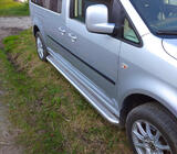 Volkswagen Caddy 2004–2010 Bočné nášľapy Premium (2 ks, nerez) Štandardná základňa, Ø60 fotografia 1