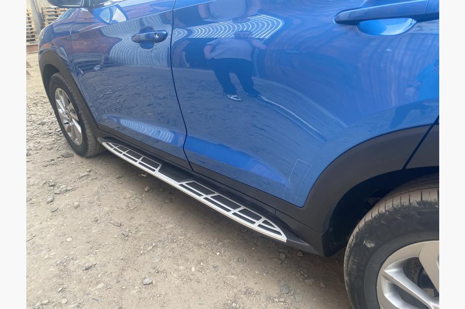 Hyundai Tucson TL 2016–2021 Bočné prahy Originálny dizajn V1 (2 ks) Image