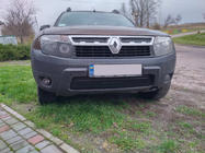Renault Duster 2008–2017 Zimná spodná clona masky chladiča Lesklá fotografia 1