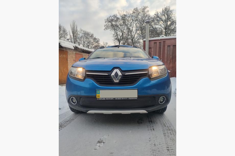 Renault Sandero 2013–2022 Zimný spodný kryt masky chladiča (2013-2017) Matná Fotografia 3