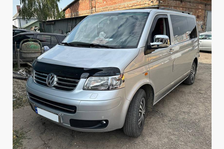 Volkswagen T5 Transporter 2003–2010 Nerezové lišty predných svetlometov (2 ks) Carmos – turecká nehrdzavejúca oceľ Fotografia 6