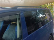 Volkswagen T5 Transporter 2003–2010 Čierne strešné lyžiny Dlhý rázvor, plastové pätky fotografia 20