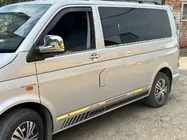 Volkswagen T5 Multivan 2003–2010 Predné okenné lišty (2 ks, nerezová oceľ) fotografia 5